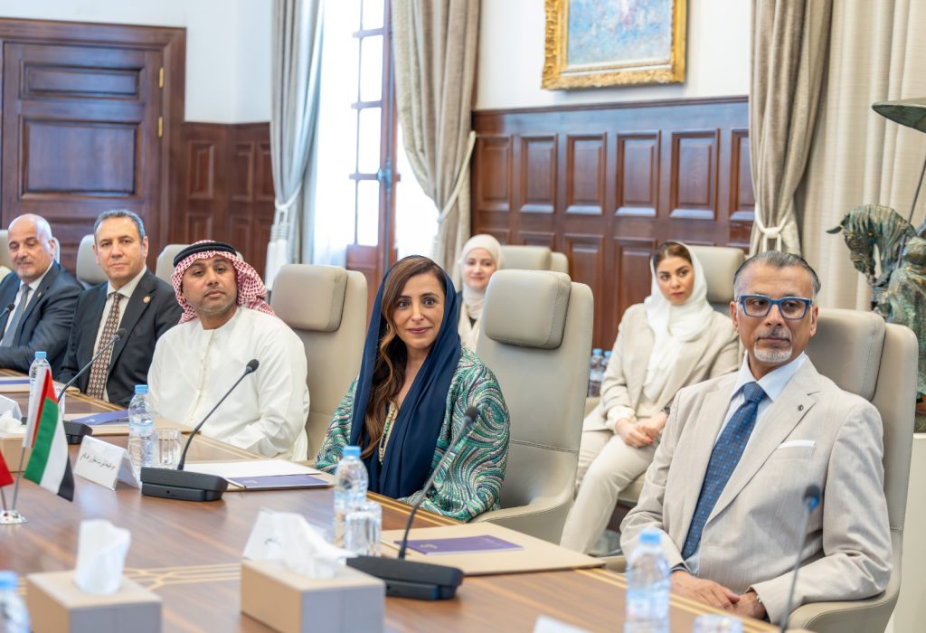 الجامعة الأمريكية في الشارقة وجامعة الأخوين توقّعان مذكرة تفاهم لتعزيز البحث العلمي في مجالي اللغة العربية والذكاء الاصطناعي الأخلاقي