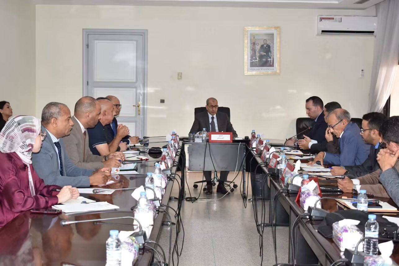 اجتماع بعمالة اشتوكة آيت باها لتتبع مشروع التطهير السائل بكلفة تتجاوز 300 مليون درهم