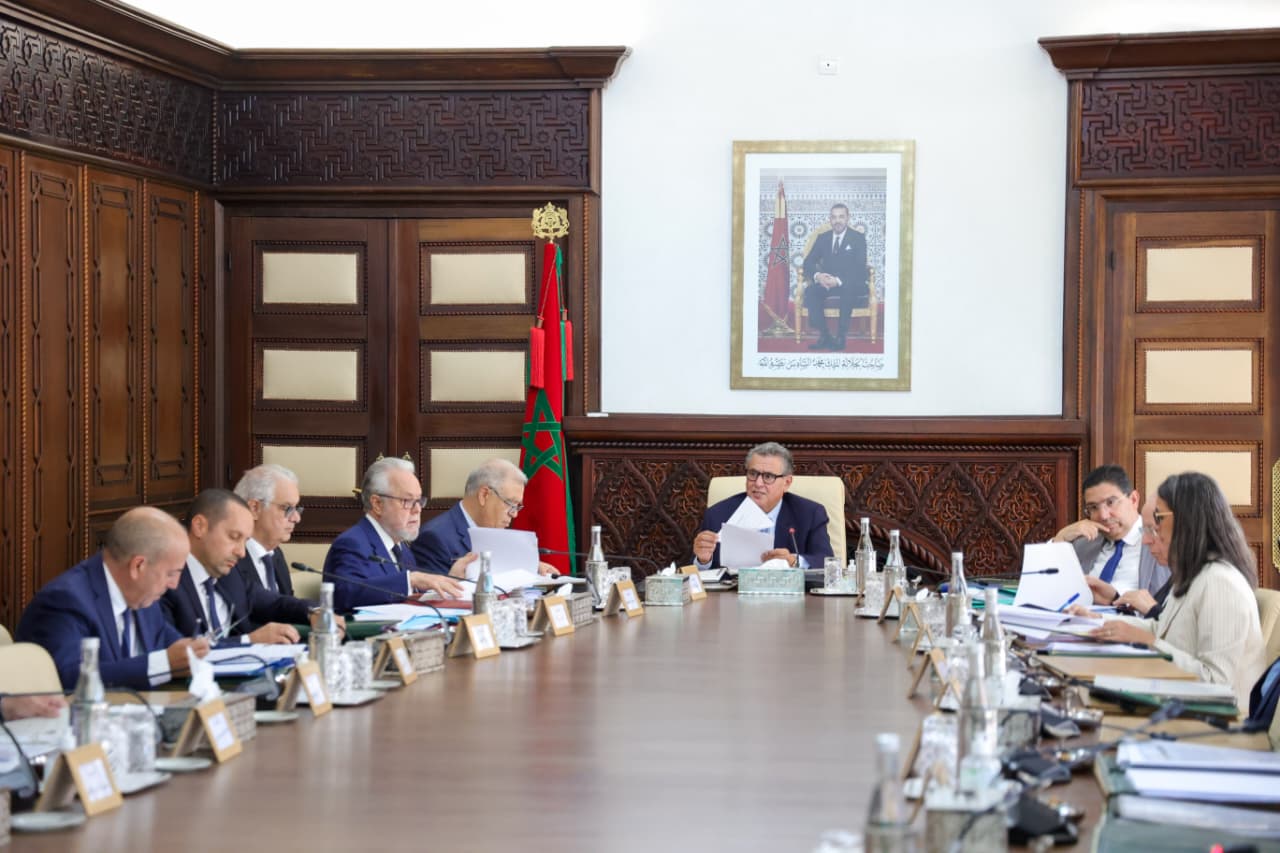 مجلس الحكومة يصادق على مشروع قانون يتعلق بتحويل المختبر الرسمي للتحاليل والأبحاث الكيميائية بالدار البيضاء إلى شركة مساهمة